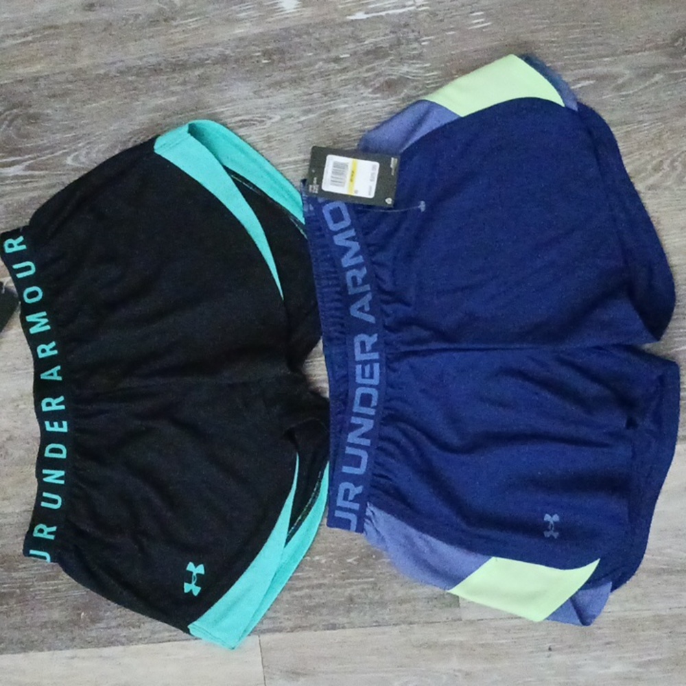 Under Armour Women's athletic shorts (2pairs)